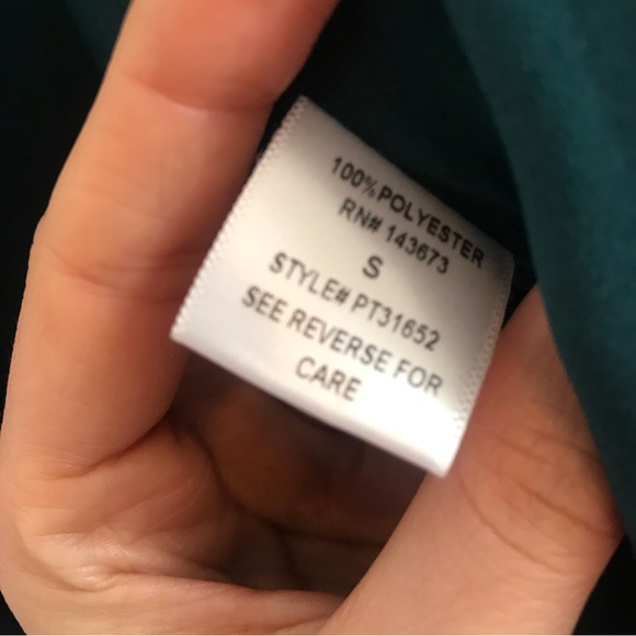 WINDSOR | Satin wrap top - Picture 7 of 9